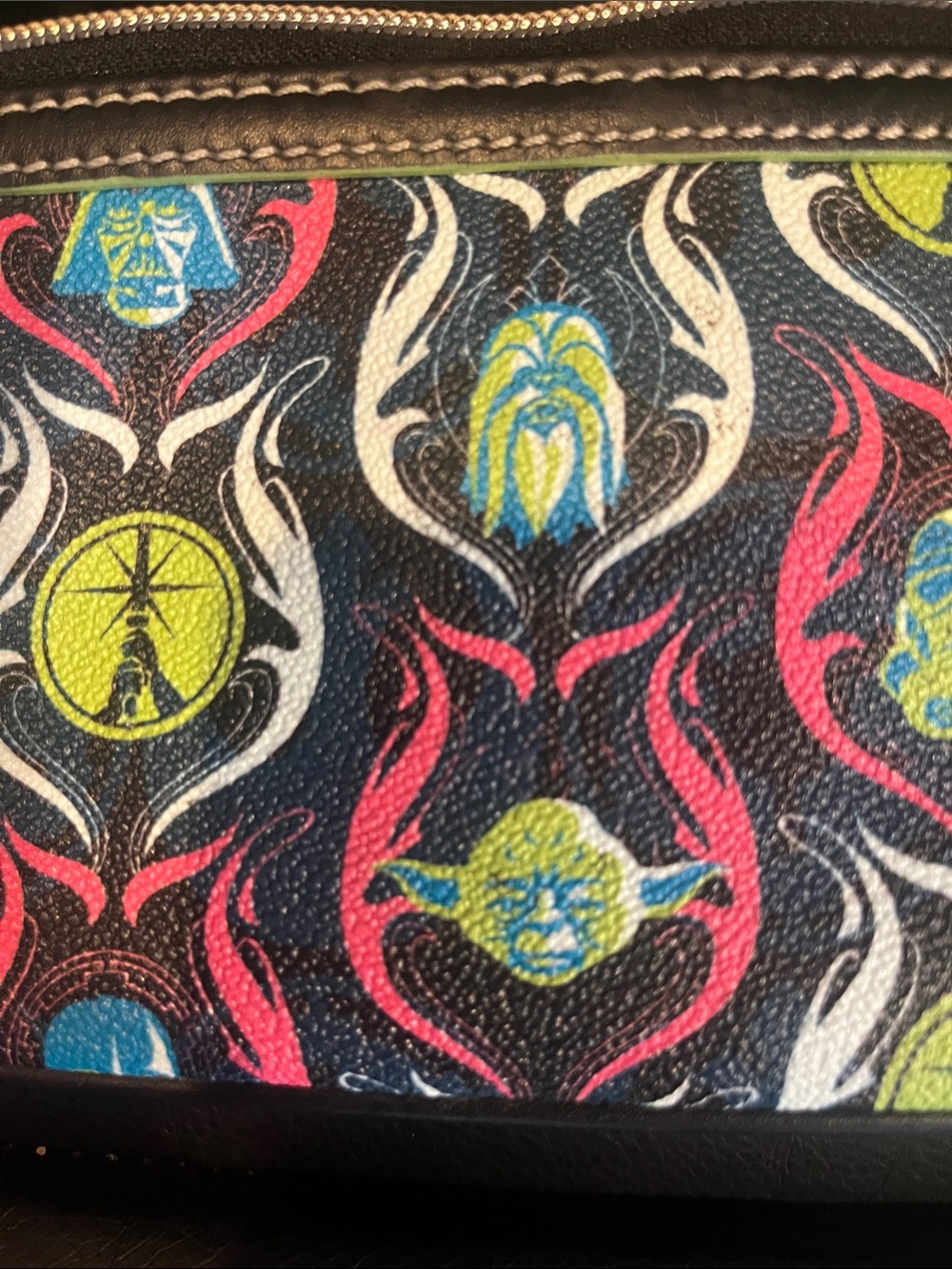 2015 Collectable Dooney & Bourke Black Multicolor Star Wars